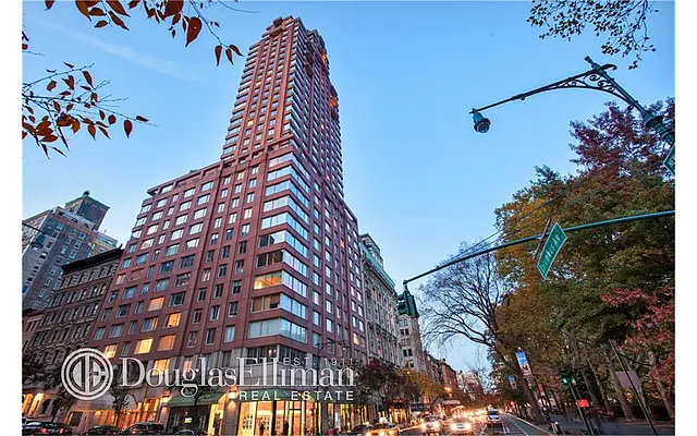 Sold by Douglas Elliman | media 8