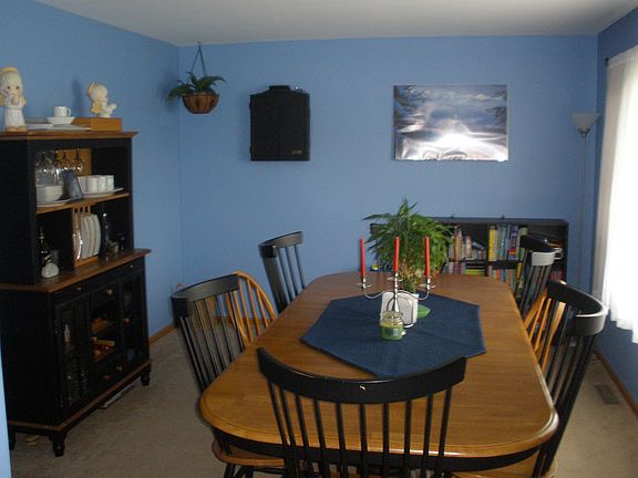 Dinning/wired for living