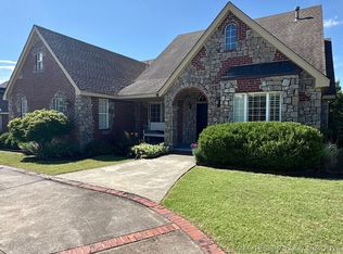 1025 E 13th St, Cushing, OK 74023
