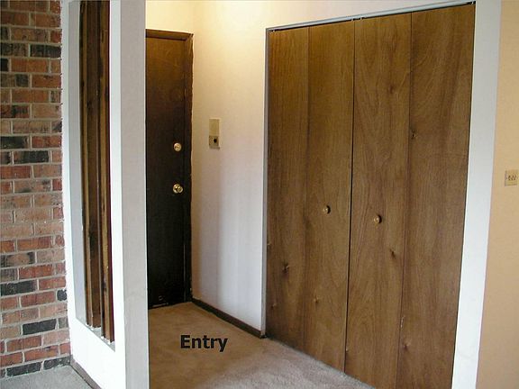 3rd image of 23453 S Western Ave APT 4