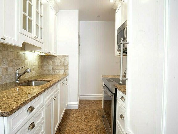 3rd image of 151 E 80th St APT 7C