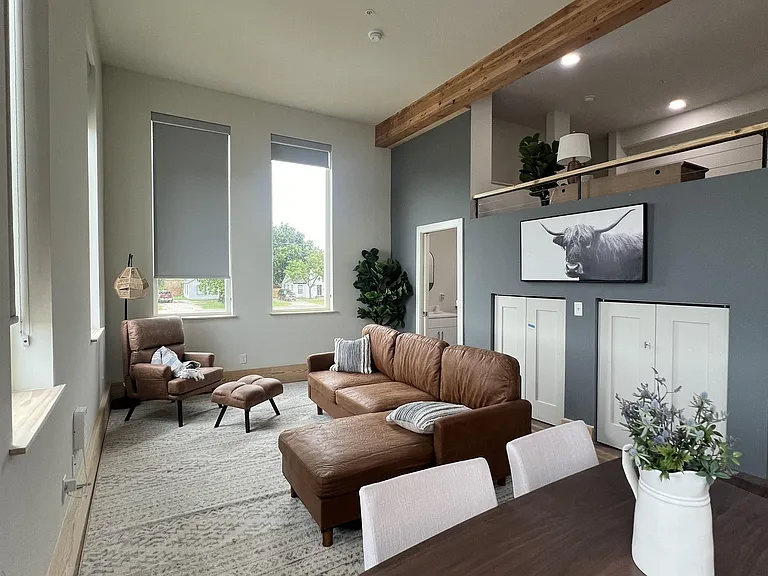 501 N Main St #203 — Photo 17