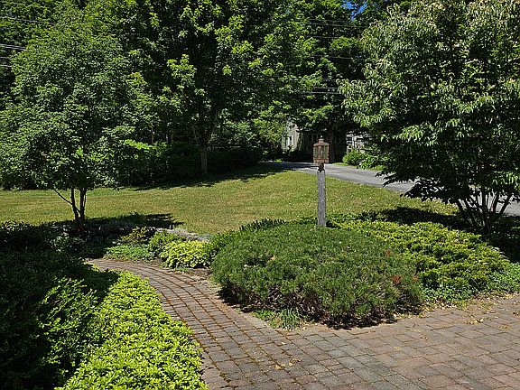 5th image of 5 Waterview Lane