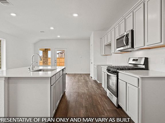 5th image of 3041 Alder Flower Dr