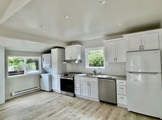 (Undisclosed Address), Forest Knolls, CA 94933