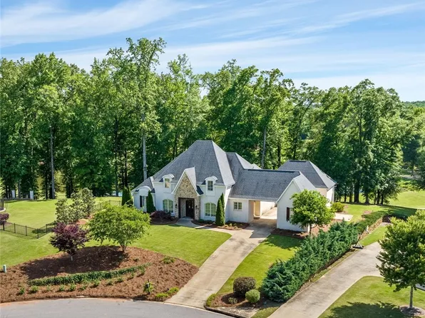 1423 Falls Crest Dr, Auburn, AL 36830