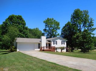 60 Clingstone Cir, Newnan, GA
