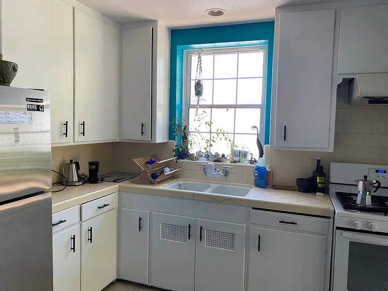 Sierra Villa Dr — Photo 10