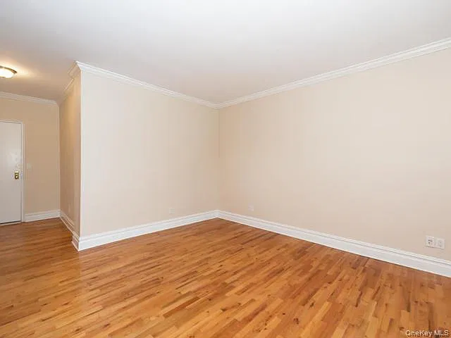 1 bed, 1.0 bath, 844 sqft, $3,900 — Photo 3