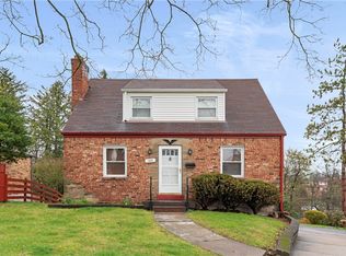 1425 Junior Dr, Pittsburgh, PA 15227
