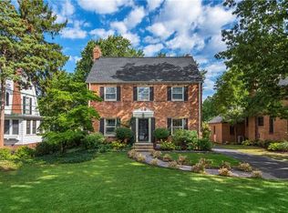 13960 Lake Ave, Lakewood, OH