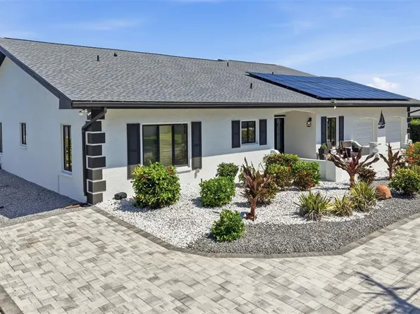 5207 Bay State Rd, Palmetto, FL 34221