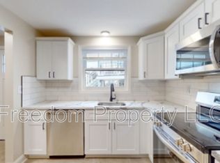 569 Center St APT 7, Wallingford, CT 06492