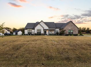 96 Stockton Dr, Van Alstyne, TX 75495