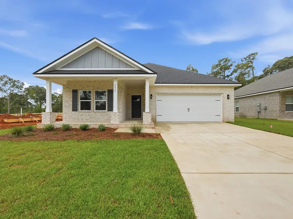 2827 Blackbird Ct, Crestview, FL 32539