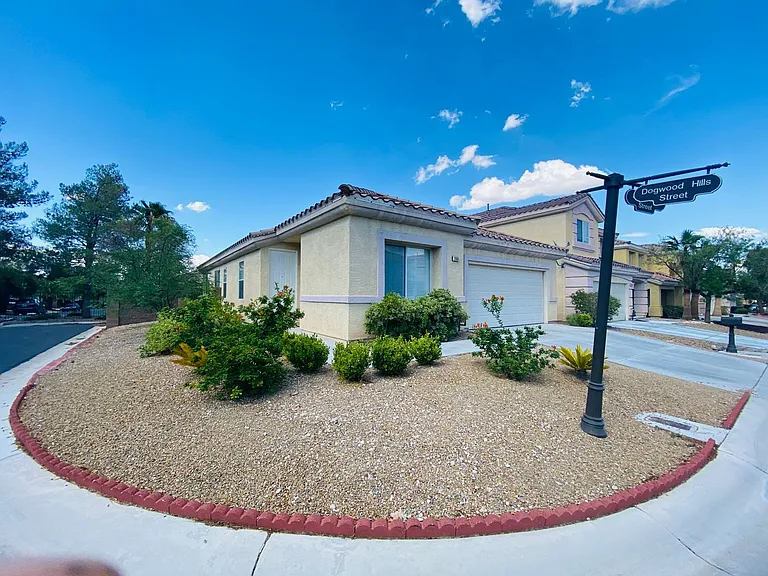 286 Duck Hollow Ave — Photo 3