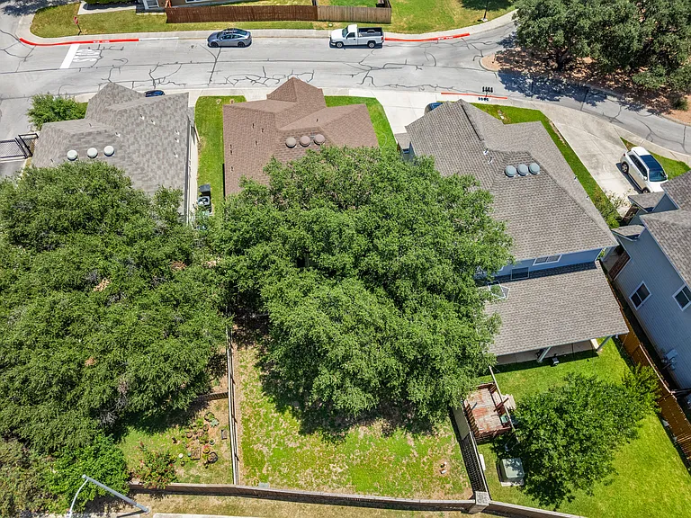 12719 Goldenrain Bay — Photo 27