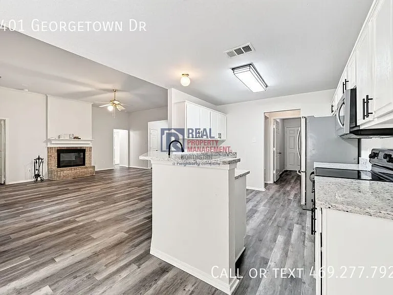 3401 Georgetown Dr — Photo 9