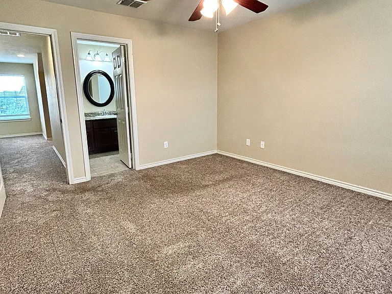 2617 Mandi Ct — Photo 13
