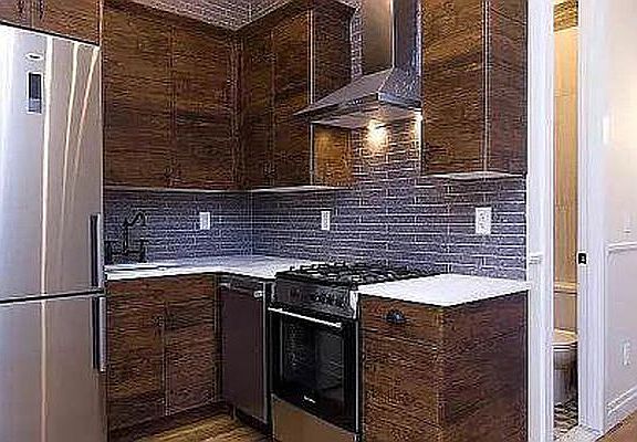 5th image of 331 Melrose St #2D
