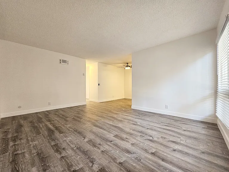 4463 Idaho St #10 — Photo 10