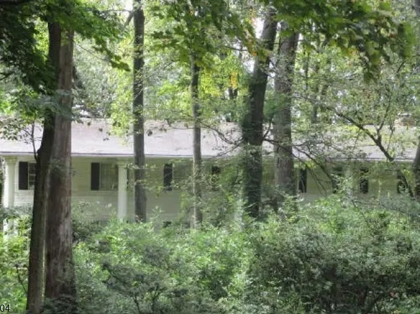 14 Woodland Rd, Franklin Twp., NJ 08867