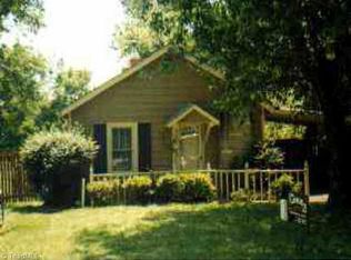 112 N Summit Ave, Mount Airy, NC 27030