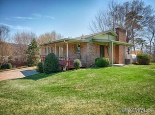 310 Asbury Rd, Candler, NC 28715