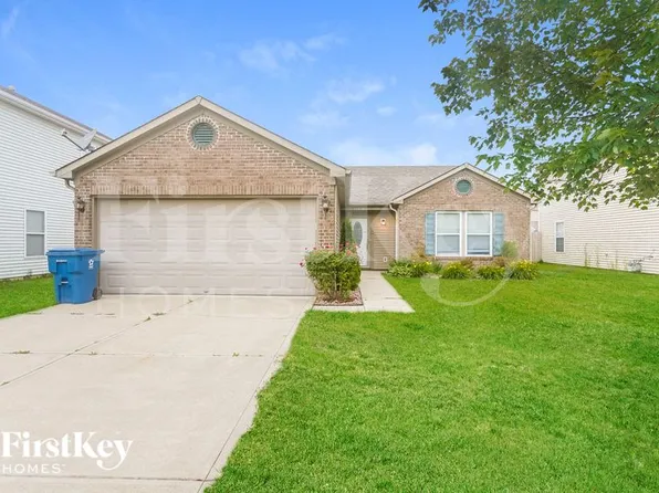 8410 Wanda Lake Dr, Camby, IN 46113