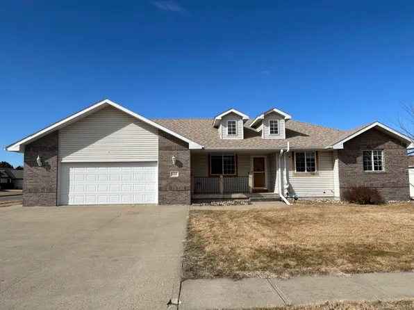 3513 Lemesa Way, South Sioux City, NE 68776