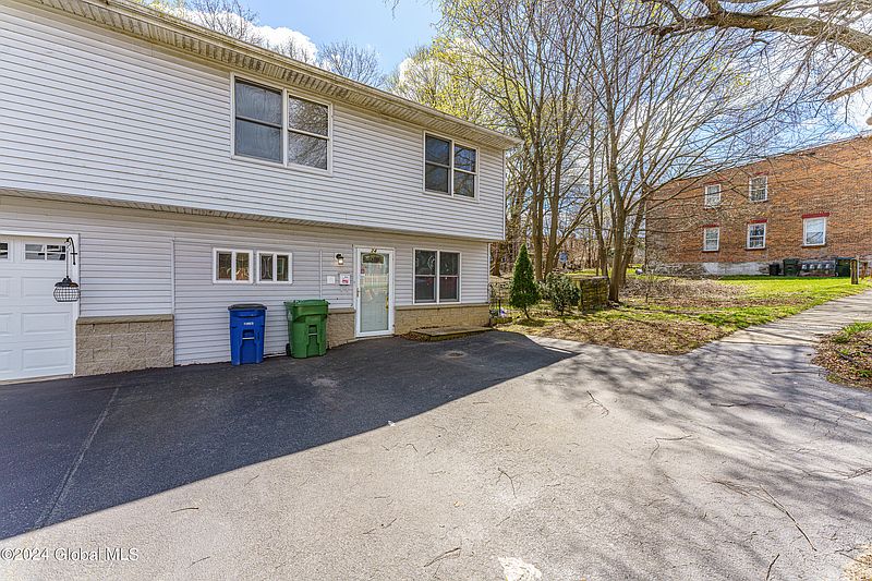 2nd image of 24 Hamilton Street
