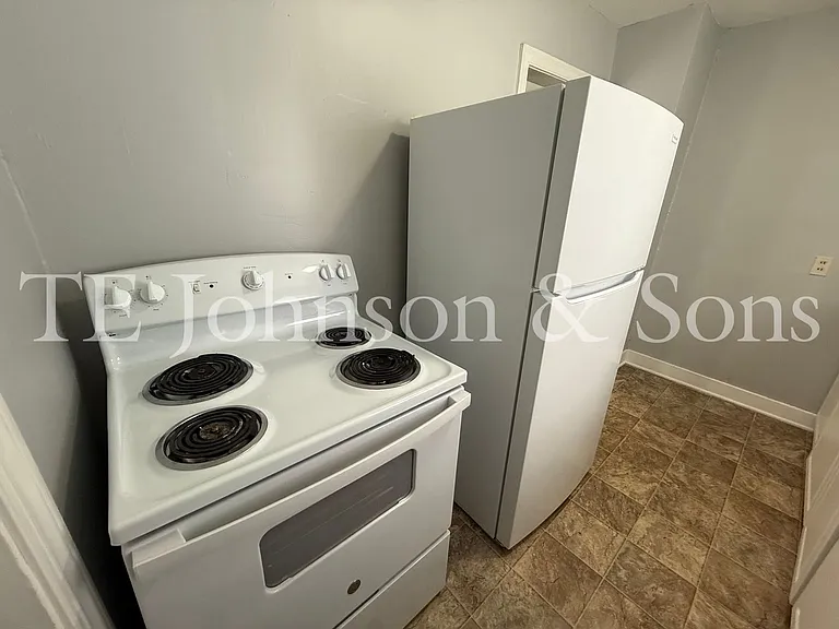 212 Carolina Cir — Photo 18