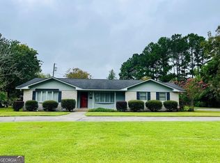 158 Lincoln Ave, Fitzgerald, GA 31750