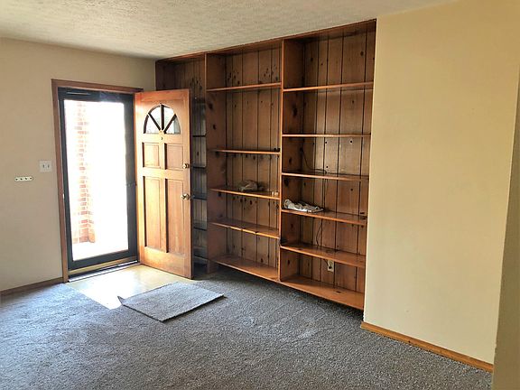 4th image of 713 N 33rd St