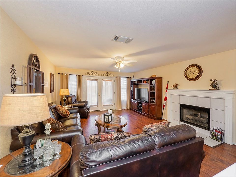1st image of 3830 Haleys Way