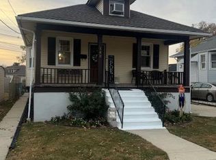 142 S Holly Ave, Maple Shade, NJ 08052