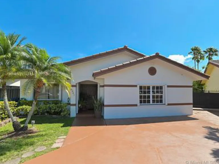 6361 SW 149th Ct — Photo 1
