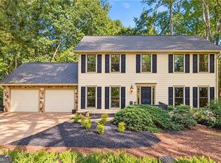 225 Tallow Box Dr, Roswell, GA 30076