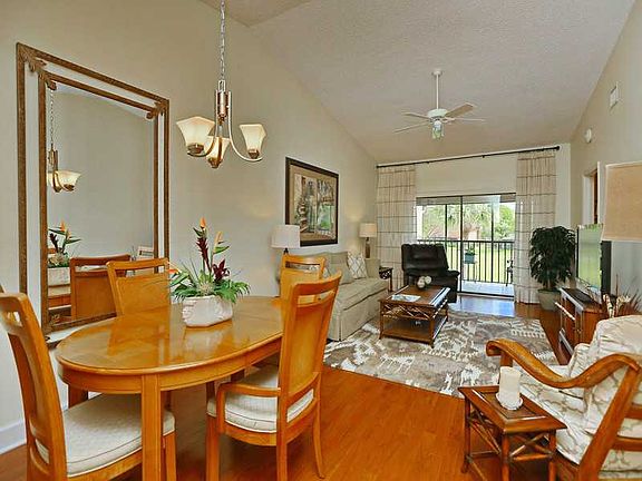 5th image of 4436 Weybridge St #82