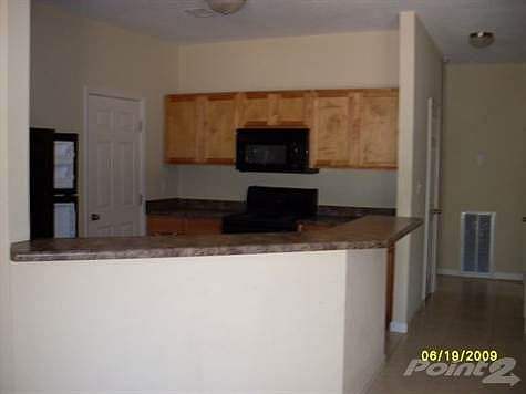 6063 E Neshoba entering