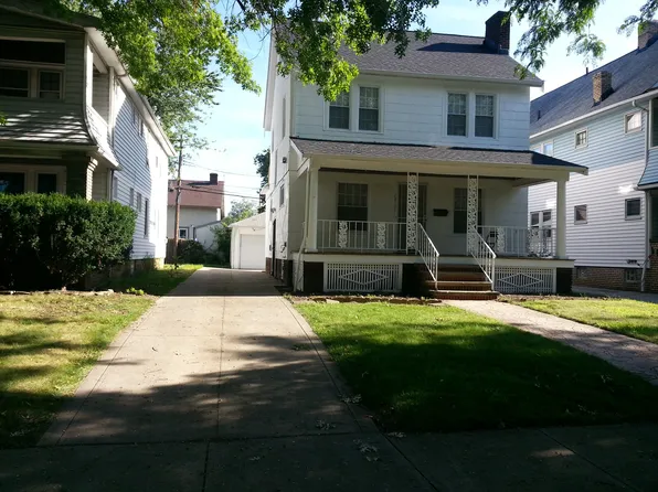 18107 E Park Dr, Cleveland, OH 44119