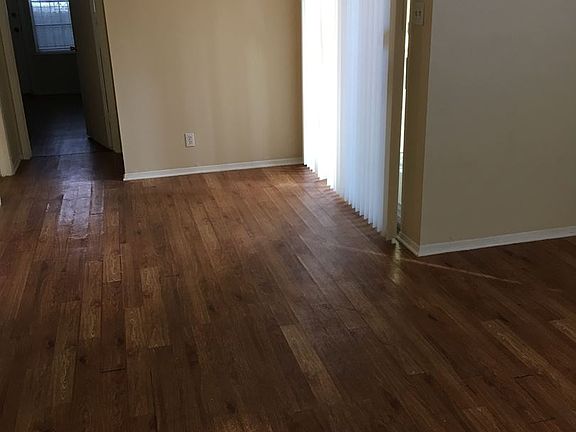2nd image of 404 E Park Ave APT 6