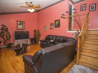 59 Pine Ridge Cir, Taunton, MA 02780