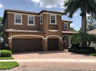 2204 Vardin Pl, Naples, FL 34120