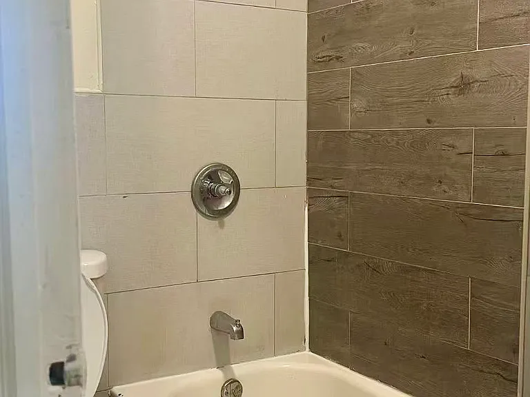 583 W Side Ave #3 — Photo 9