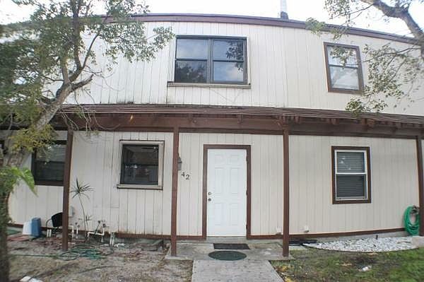 1st image of 42 SE 10th St