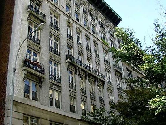 5th image of 306 W 100th St APT 62