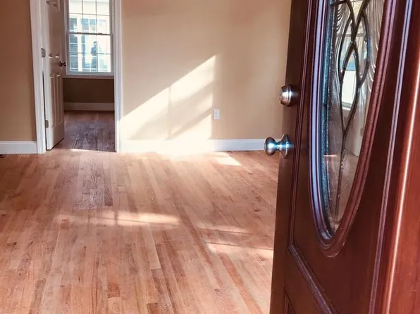 5 Cross St, Norwood, MA 02062
