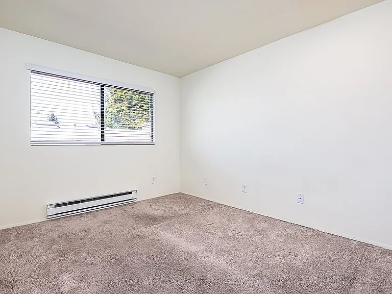 Northlink Apartments — Photo 23