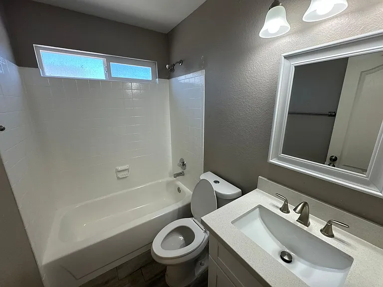 768 E Stottler Pl — Photo 22